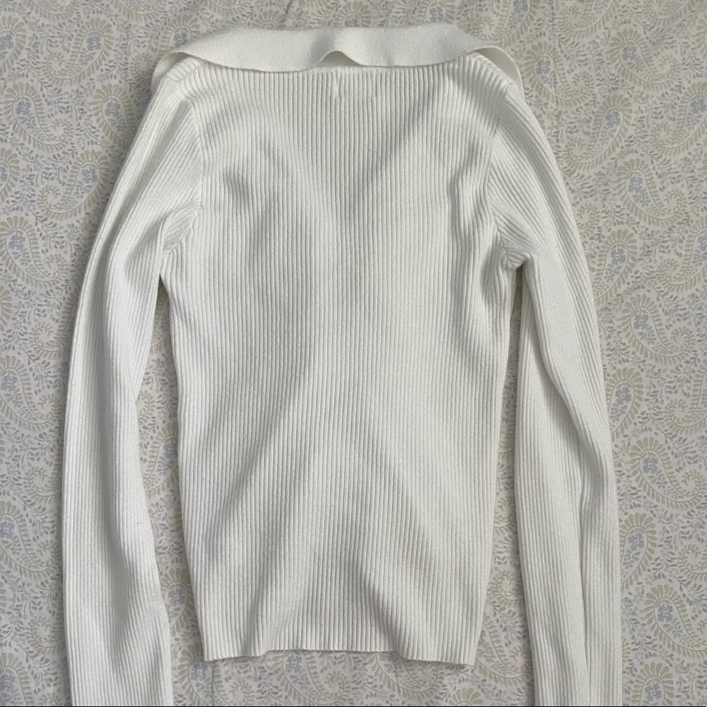 Dreamers by Debut (juniors) ribbed long sleeve scrunch top, white - Picture 4 of 7